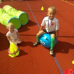 Konkurencje sportowe dla dzieci i rodziców - radość i zdrowie w rodzinie