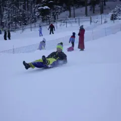 Gdzie na sanki z dzieckiem w Zakopanem? Bezpieczne i radosne miejsca