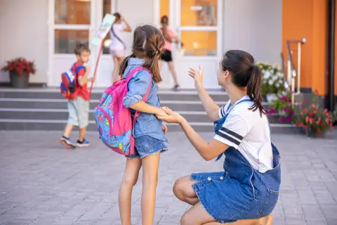 Na ile godzin 3 latek do przedszkola? Odkryj, co jest najlepsze dla dziecka