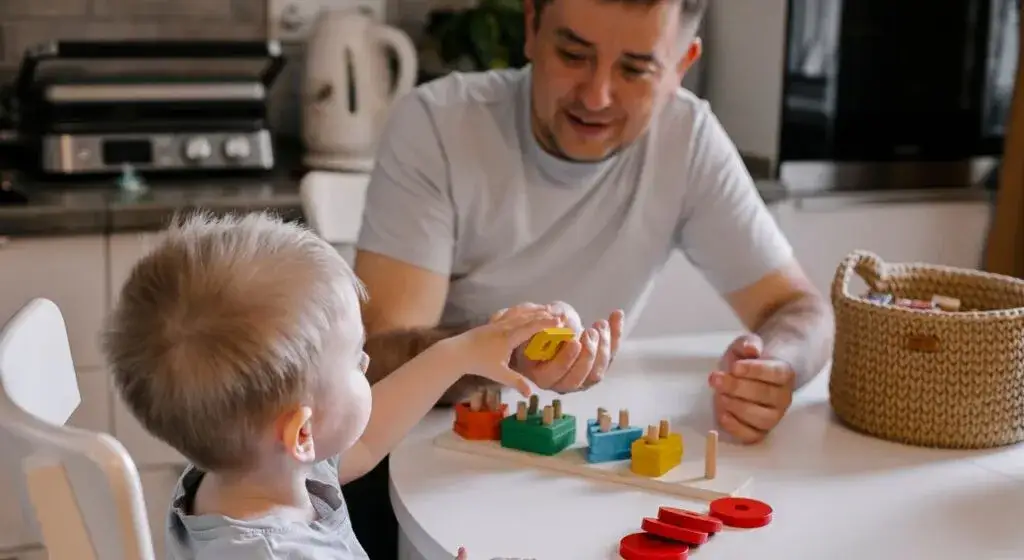 Zdjęcie Co wpływa na rozwój mowy dziecka? Kluczowe czynniki i porady